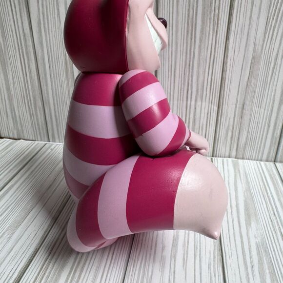 Alice in Wonderland Cheshire Cat with Glowing Eyes Light up Disney - Picture 6 of 12